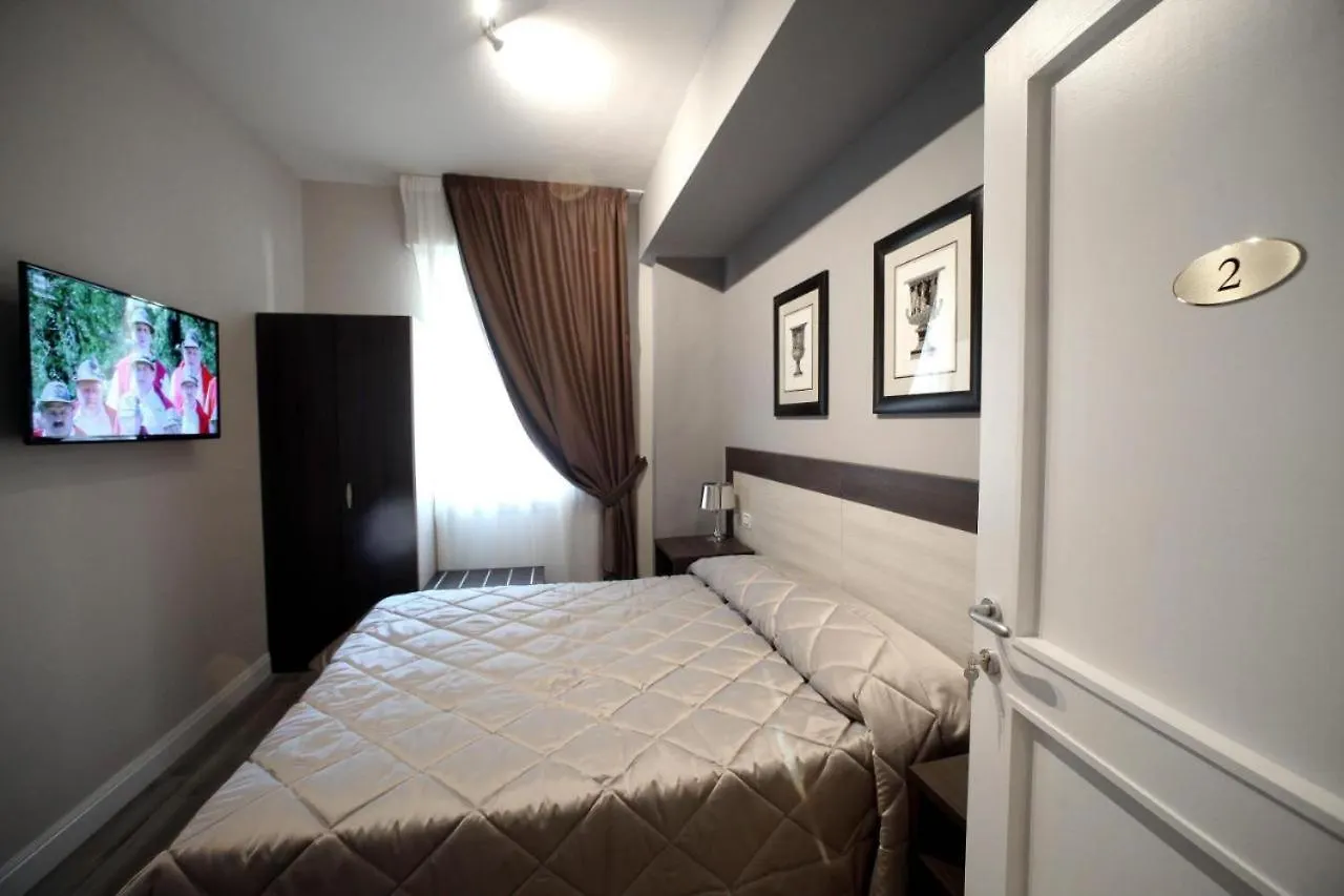 Florence Rooms67